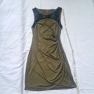 GUESS Women's bodycon dress
